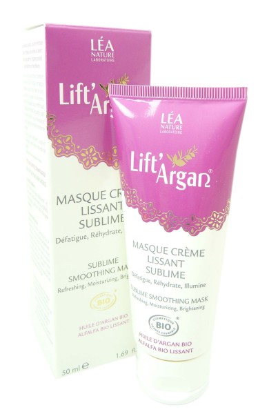 Le masque pour la personne avec les vitamines aevit